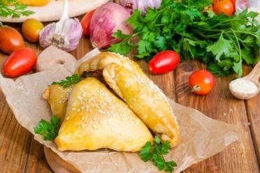 Chicken Samsa with Puff Pastry
