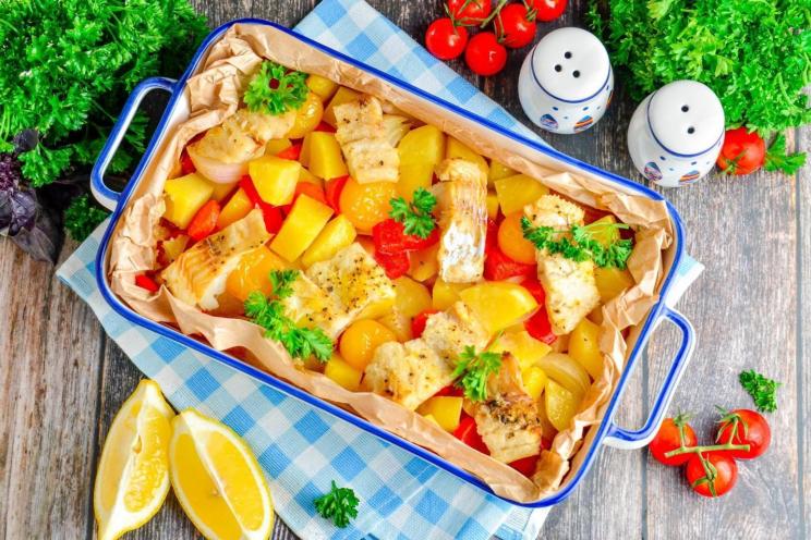 Oven-Baked Fish and Potatoes