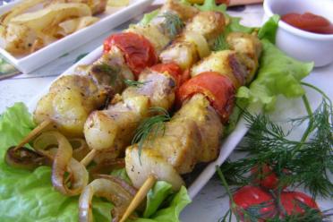 Oven-Baked Foil-Wrapped Shish Kebabs: Soft and Juicy