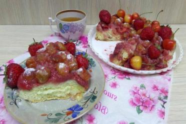 Cherry and Strawberry Charlotte: Easy and Delicious