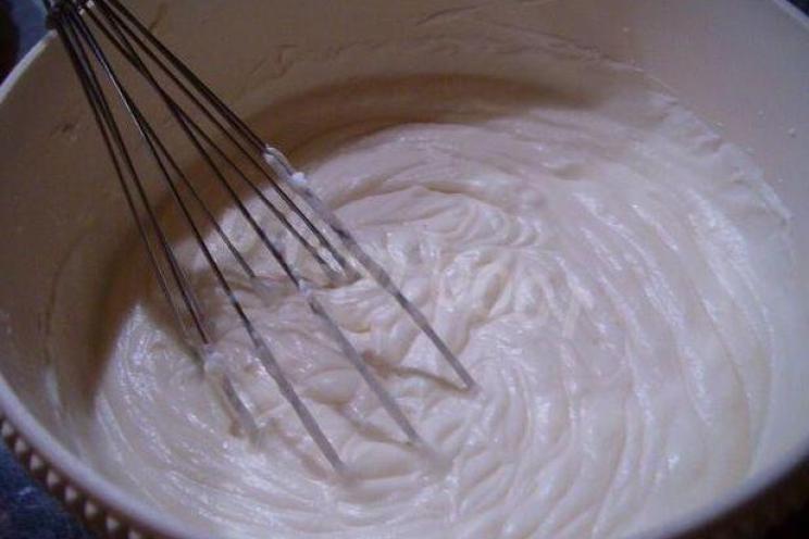 Creamy Custard Recipe for Honey Cake