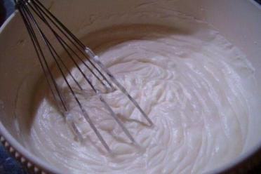 Creamy Custard Recipe for Honey Cake