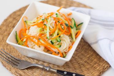 Quick & Spicy Cucumber Funchoza