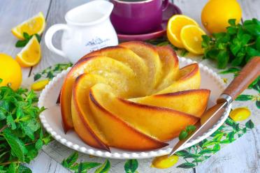 Lemon-Infused Eggless Milk Pie