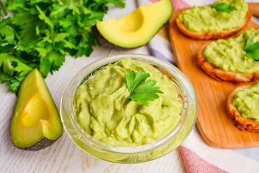 Quick & Tasty Avocado Sandwich Spread