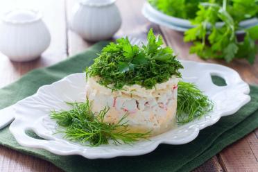 Juicy Crab Stick Layered Salad