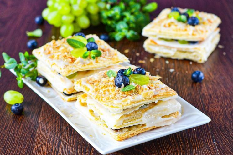 Berry Cream Napoleon Pastries Berry Cream Napoleon Pastries