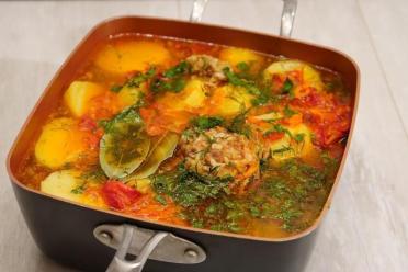Easy Meatball and Potato Soup with Sweet Peppers