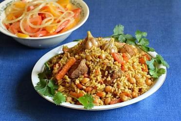 Chickpea Cauldron Pilaf: Hearty and Festive