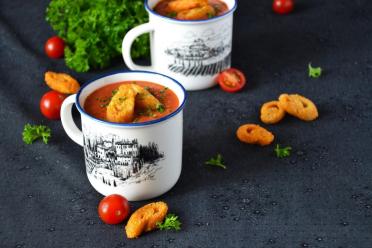 Creamy Tomato Soup with Croutons