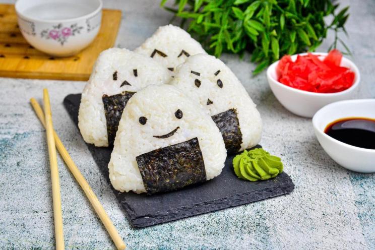 Quick and Fun Homemade Onigiri