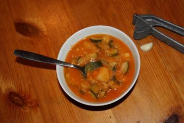 Creamy Vegetarian Zucchini Tomato Soup