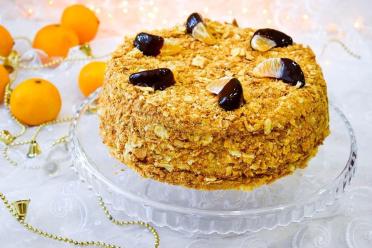 Easy Homemade Napoleon Cake