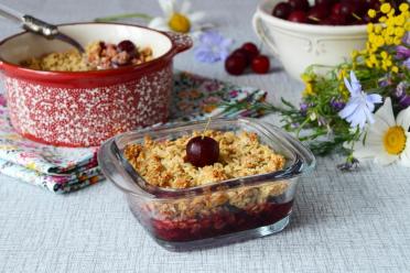 Almond Cherry Crumble Delight