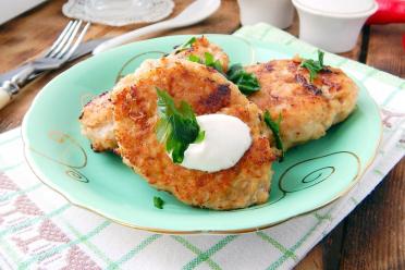 Cabbage and Minced Meat Cutlets