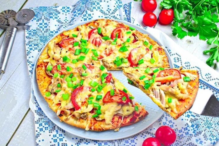 Oven-Baked Chicken and Mushroom Pizza Oven-Baked Chicken and Mushroom Pizza