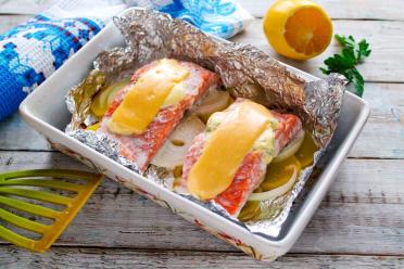 Easy Baked Coho Salmon with Veggies
