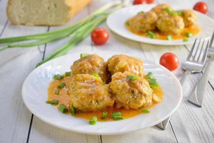 Easy Pan-Fried Meatballs with Rich Gravy
