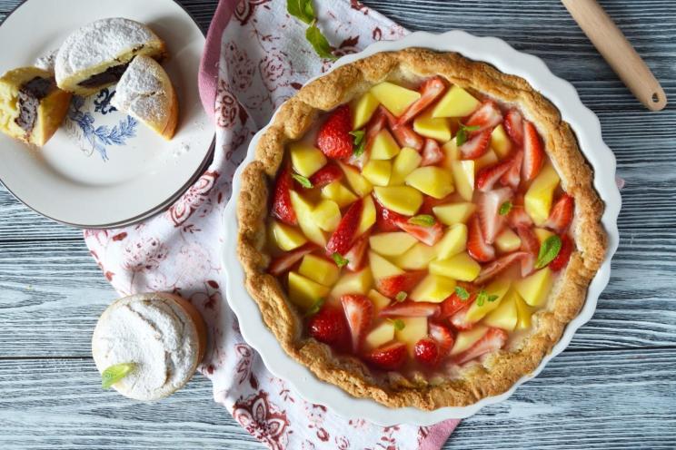 Fruit & Berry Jelly Shortbread Pie Fruit & Berry Jelly Shortbread Pie