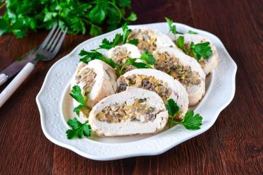 Oven-Baked Chicken Fillet Rolls