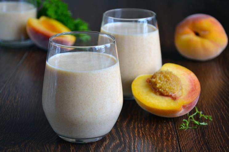 Peach Yogurt Smoothie Delight