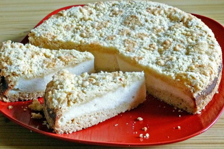 Easy Crumble Cottage Cheese Pie