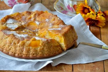 Easy Apricot Charlotte: Soft and Airy Delight