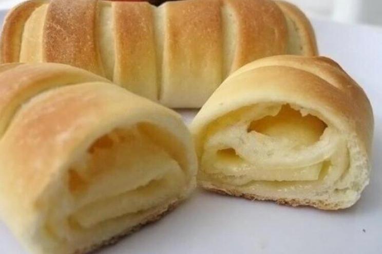 Cheesy Yeast Bagels Cheesy Yeast Bagels
