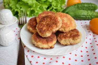 Diet-Friendly Chicken Cutlets