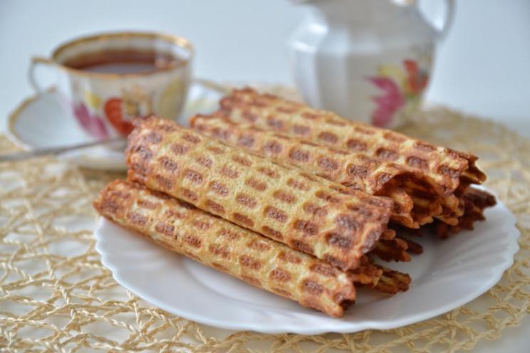 Crispy Homemade Waffle Rolls