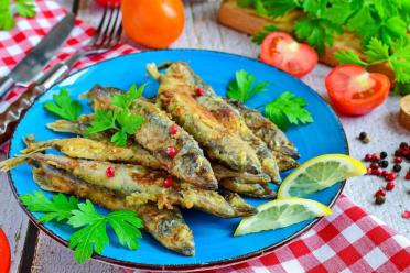 Pan-Fried Crispy Capelin