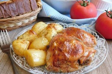 Golden Brown Juicy Chicken with Festive Side Dish