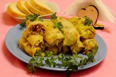 Mushroom and Rice Stuffed Cabbage Rolls