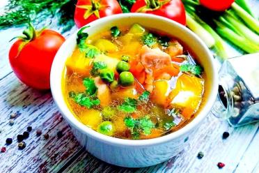 Healthy Chicken Zucchini Soup