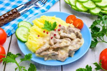 Creamy Beef Stroganov in 40 Minutes