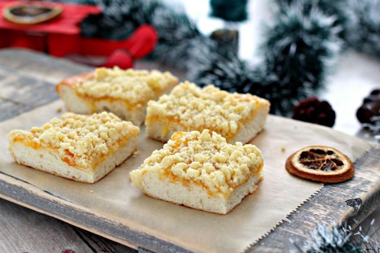 German Streusel and Jam Pie: A Family Favorite