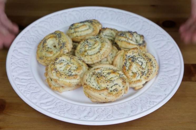 Poppy Seed Shortbread Delight