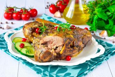 Slow Cooker Herb-Infused Pork Knuckle