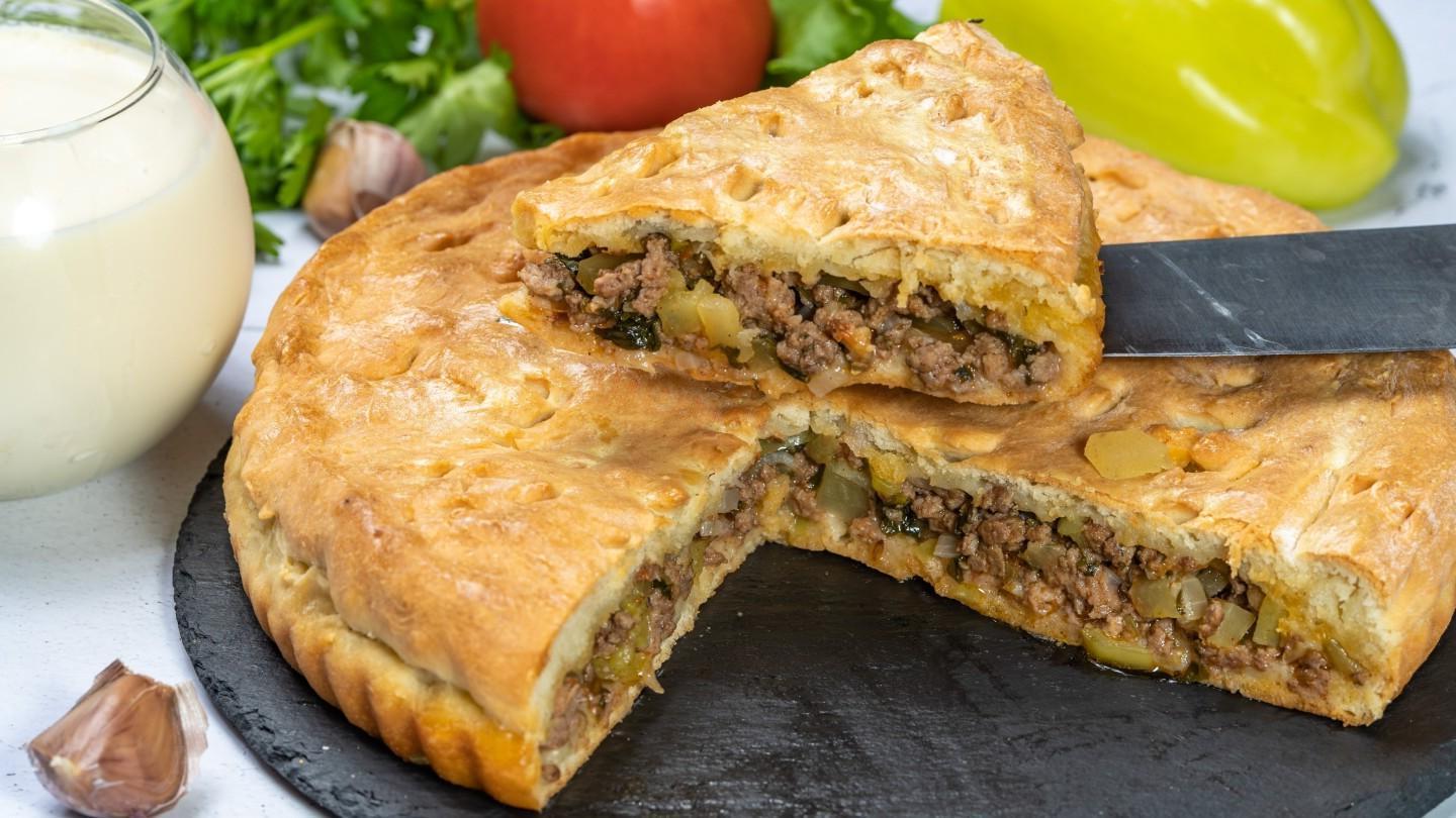 Savory Minced Meat and Veggie Pie on Sour Cream Dough