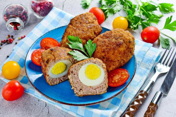 Egg-Stuffed Meat Cutlets
