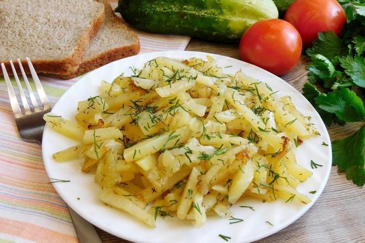 Pan-Fried Potatoes with Onions Pan-Fried Potatoes with Onions