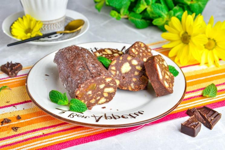 Classic Cookie Sausage Cake Classic Cookie Sausage Cake