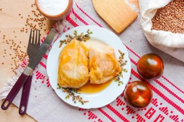Buckwheat Stuffed Cabbage Rolls: A Tasty, Vegetarian Delight
