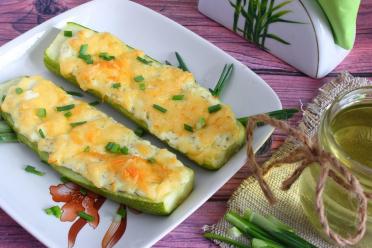 Oven-Baked Zucchini with Cheese and Cottage Cheese Filling