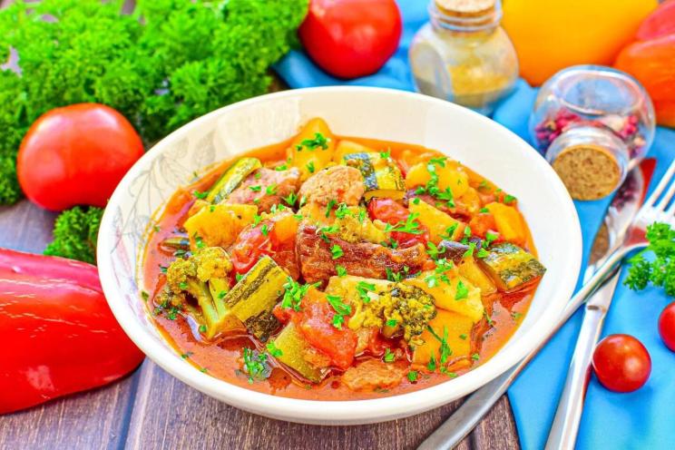 Meaty Zucchini and Potato Vegetable Stew Meaty Zucchini and Potato Vegetable Stew