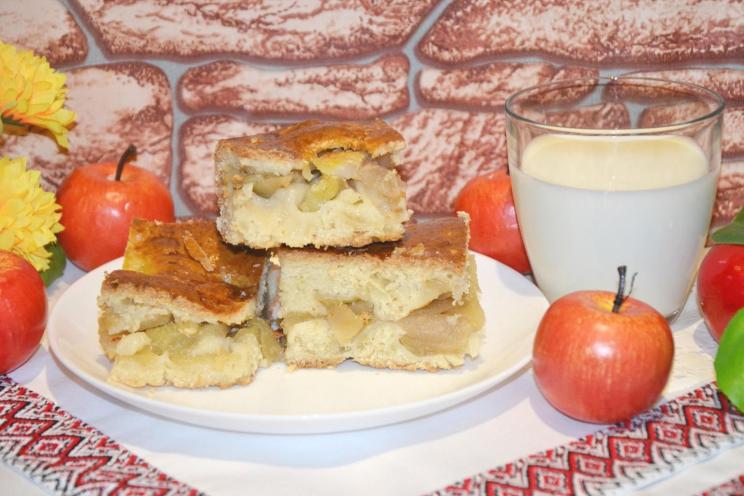 Classic Apple Pie with a Fluffy Twist Classic Apple Pie with a Fluffy Twist
