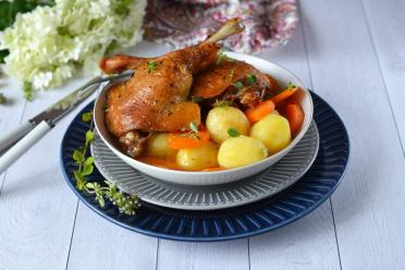 Roast Duck & Potatoes: A Time-Saving Holiday Delight