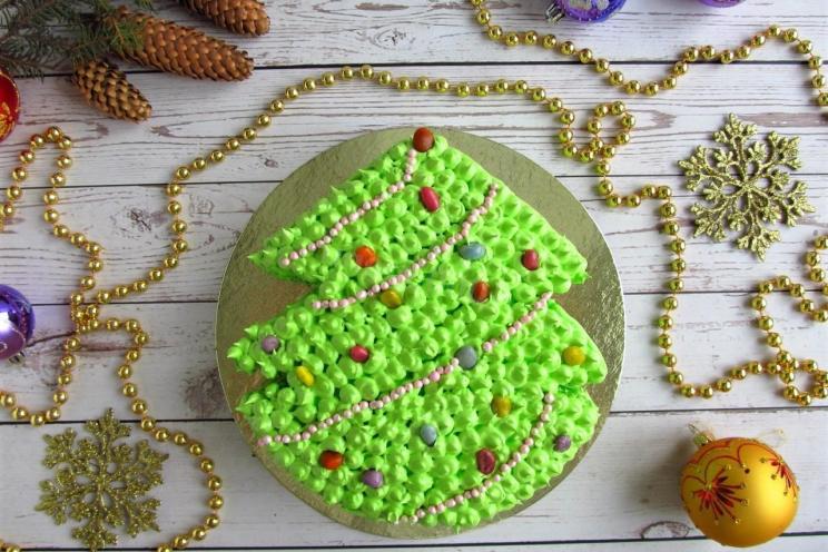 Festive Christmas Tree Cake