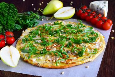 Pear & Gorgonzola Gourmet Pizza