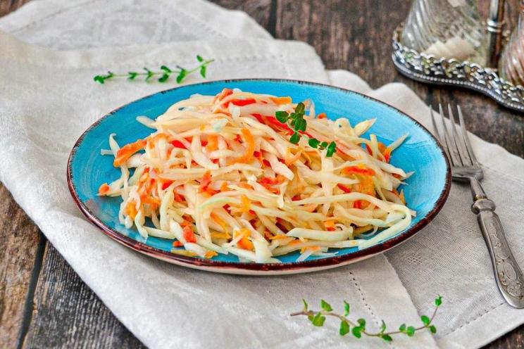 Cabbage and Carrot Salad with Classic Vinegar Dressing